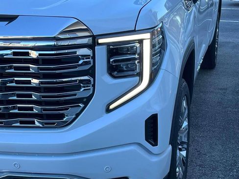 New 2026 GMC Sierra 1500 Denali w/ Denali Reserve Package AWD/4WD image 9