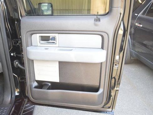 Used 2011 Ford F150 XLT w/ XLT Chrome Pkg AWD/4WD image 49