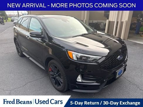 Used 2020 Ford Edge ST-Line w/ Cold Weather Package AWD/4WD image 5