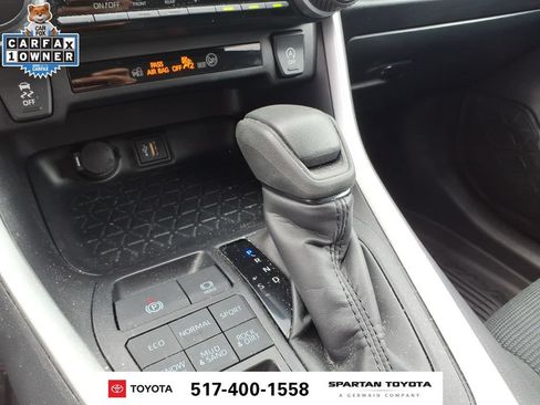 Used 2025 Toyota RAV4 LE AWD/4WD image 20
