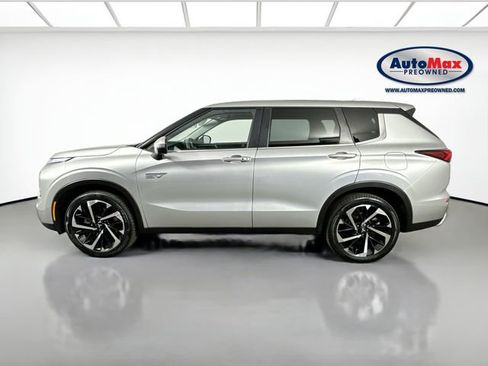 Used 2023 Mitsubishi Outlander SE AWD/4WD image 8