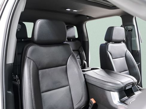 Used 2024 Chevrolet Silverado 2500 LTZ w/ LTZ Convenience Package AWD/4WD image 39