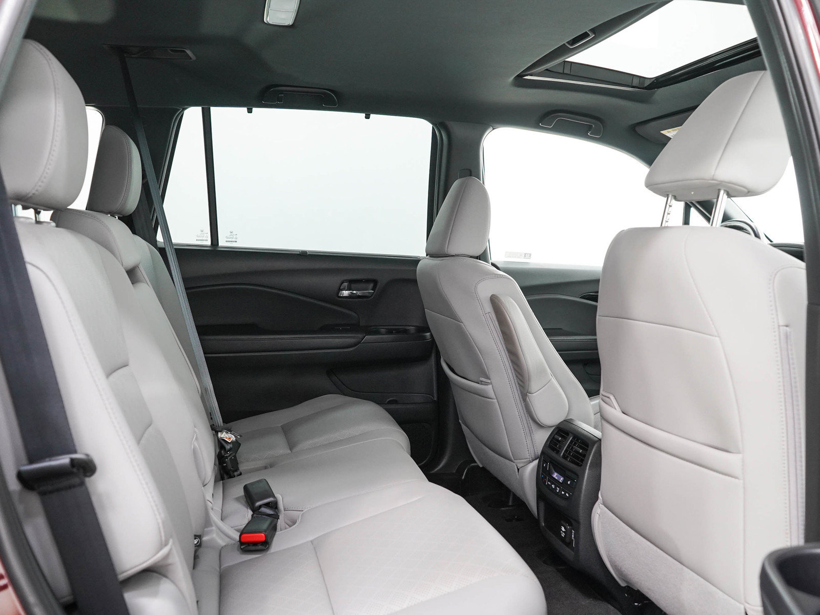 Used 2019 Honda Passport Elite image 14
