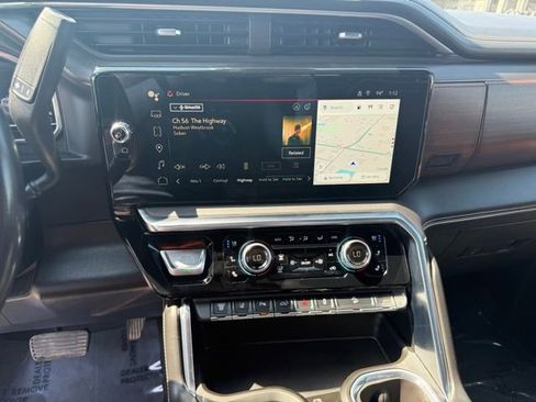 Used 2024 GMC Sierra 2500 Denali Ultimate image 22