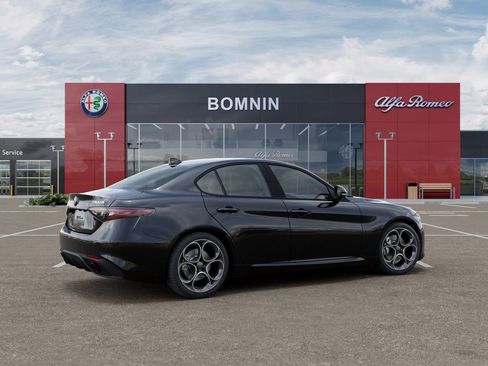New 2026 Alfa Romeo Giulia RWD image 4
