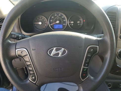 Used 2011 Hyundai Santa Fe GLS image 15