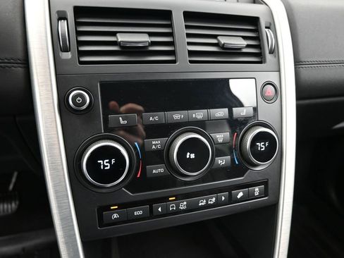 Used 2015 Land Rover Discovery Sport HSE image 17