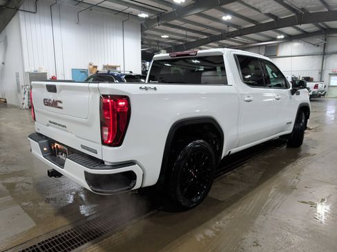 Used 2023 GMC Sierra 1500 Elevation image 3