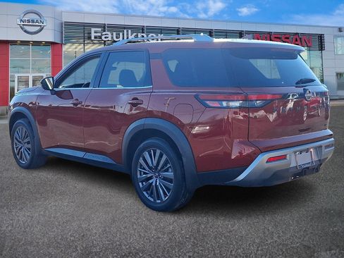 Certified 2024 Nissan Pathfinder SL w/ SL Premium Package image 4