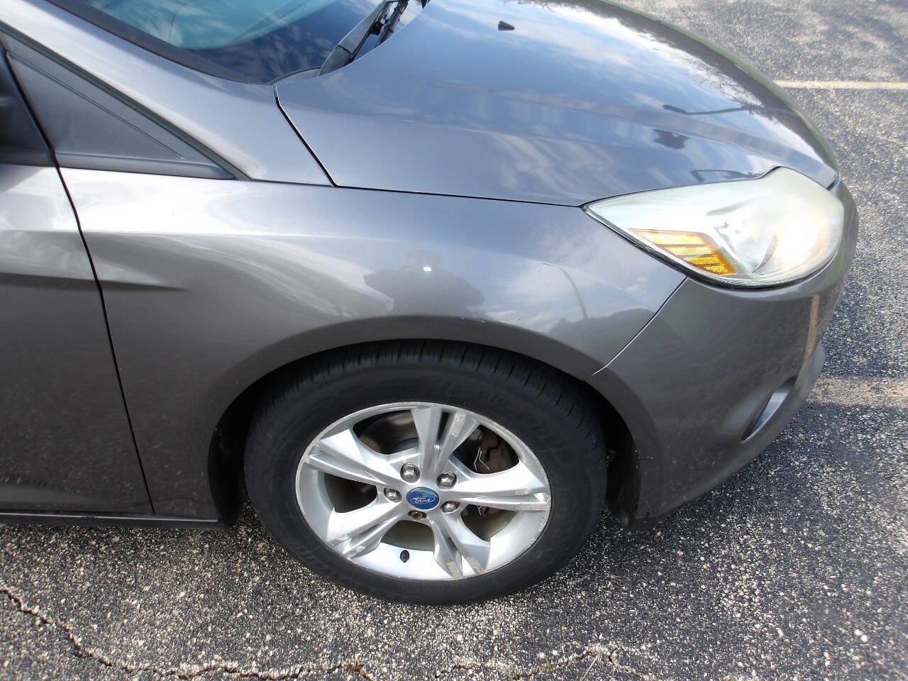 Used 2013 Ford Focus SE FWD image 27