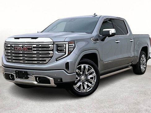 Used 2025 GMC Sierra 1500 Denali w/ Denali Reserve Package image 14