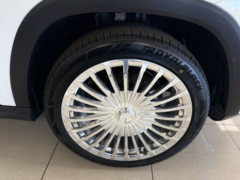 Used 2020 Mercedes-Benz GLS 450 4MATIC w/ Acoustic Comfort Package image 39
