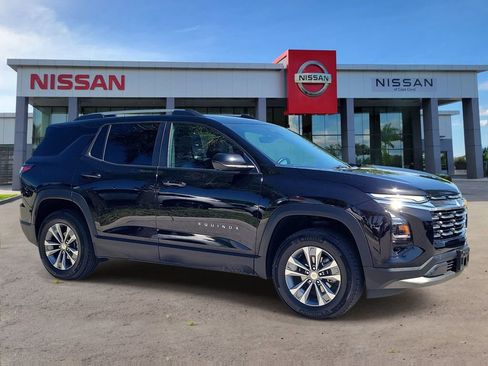 Used 2025 Chevrolet Equinox LT w/ Convenience Package II AWD/4WD image 2