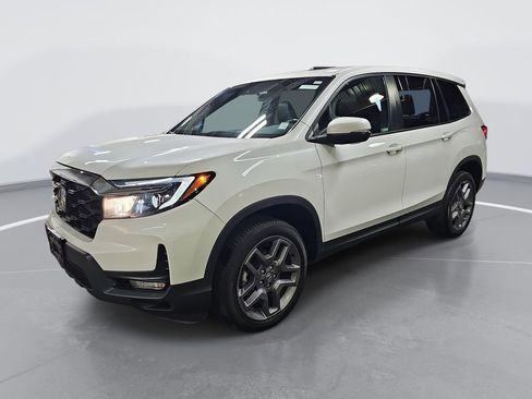 Certified 2023 Honda Passport EX-L image 1