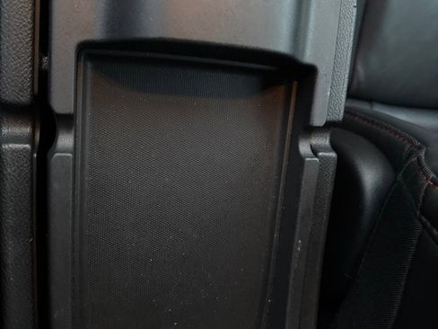 Used 2016 Jeep Cherokee Trailhawk w/ Comfort/Convenience Group image 38