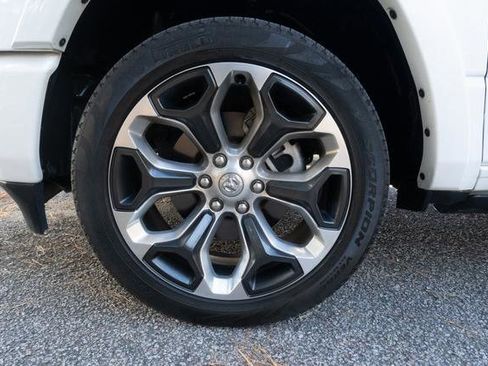 Used 2024 RAM 1500 Limited image 46