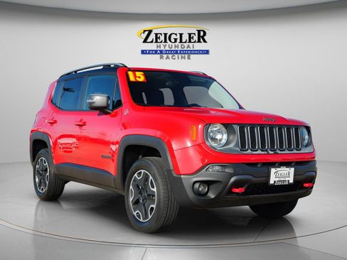 Used 2015 Jeep Renegade Trailhawk image 1