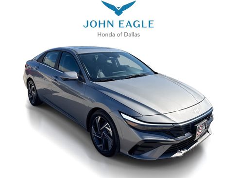 Used 2024 Hyundai Elantra Limited image 1