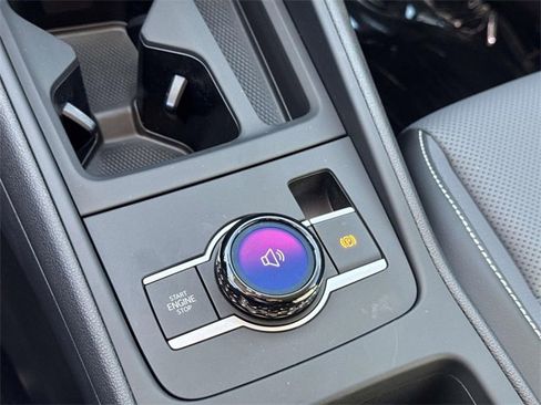 New 2026 Volkswagen Tiguan SE image 23