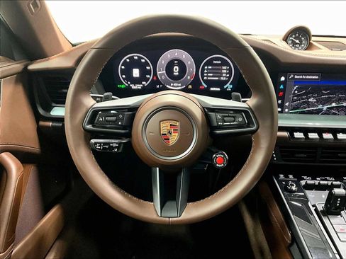 Used 2025 Porsche 911 Carrera image 18