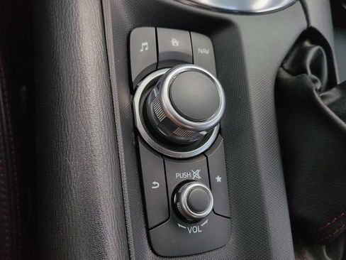 Used 2018 MAZDA MX-5 Miata Grand Touring image 25