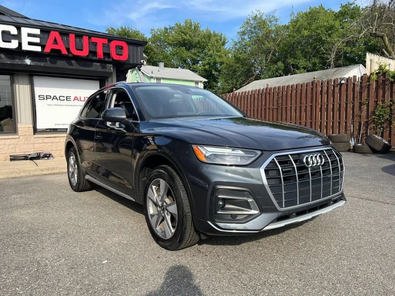 Used 2023 Audi Q5 2.0T Premium Plus w/ Premium Plus Package AWD/4WD image 9