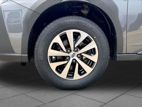Certified 2024 Subaru Outback AWD/4WD image 11