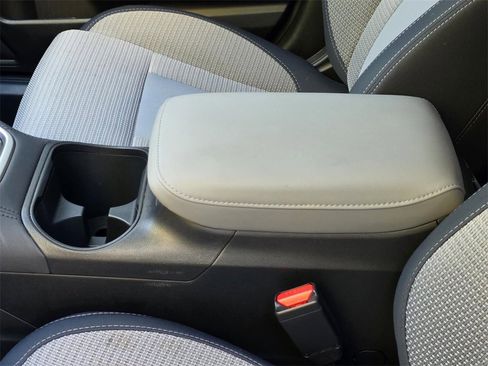 Certified 2025 Subaru Outback Premium image 10