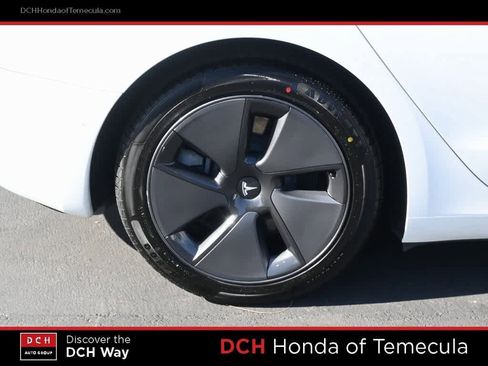 Used 2020 Tesla Model 3 Standard Range Plus image 24