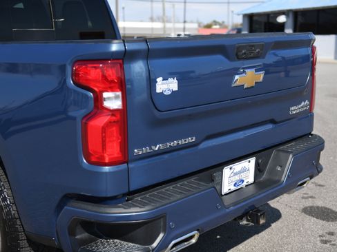 Used 2024 Chevrolet Silverado 1500 High Country w/ Technology Package image 10
