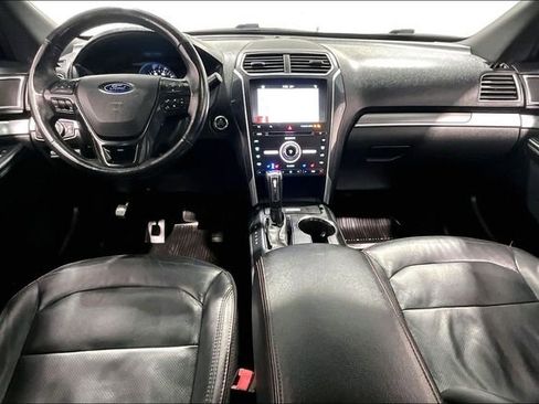 Used 2018 Ford Explorer Sport w/ Equipment Group 401A AWD/4WD image 7