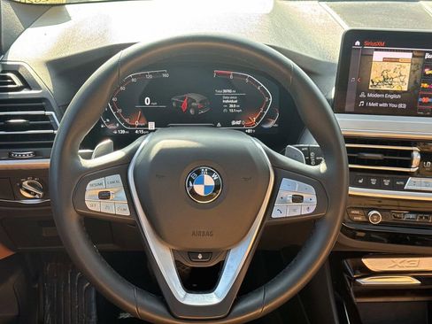 Used 2023 BMW X3 sDrive30i w/ Premium Package w/ZPA image 9