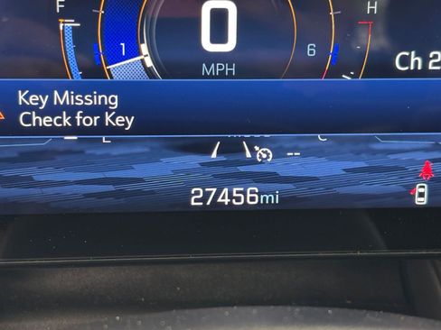 Used 2025 Chevrolet Equinox LT FWD image 41