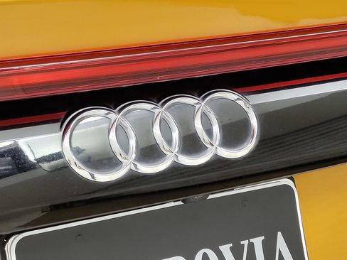 Used 2019 Audi Q8 Premium w/ Convenience Package image 20