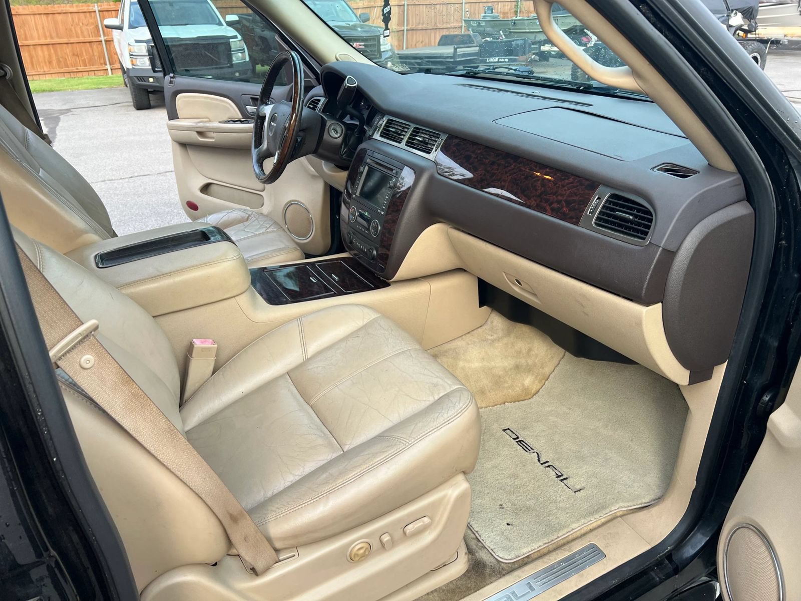 Used 2007 GMC Yukon Denali AWD/4WD image 19