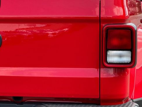 New 2025 Jeep Gladiator Sport AWD/4WD image 26