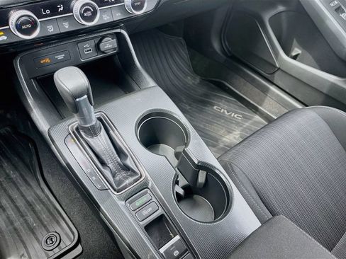 Used 2024 Honda Civic EX image 16