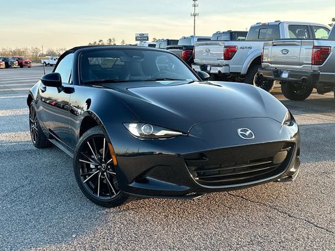 Used 2025 MAZDA MX-5 Miata Grand Touring w/ Weather Package image 1