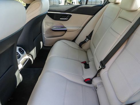 Used 2023 Mercedes-Benz C 300 Sedan image 19