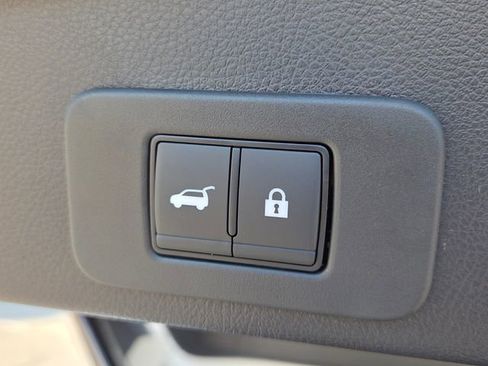 New 2026 Nissan Murano SV AWD/4WD image 13
