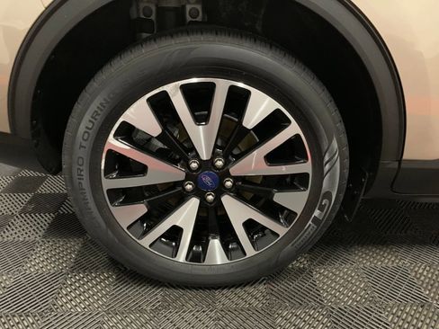 Used 2020 Ford Escape SE Sport image 19