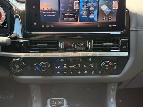 New 2026 Nissan Pathfinder Platinum AWD/4WD image 29