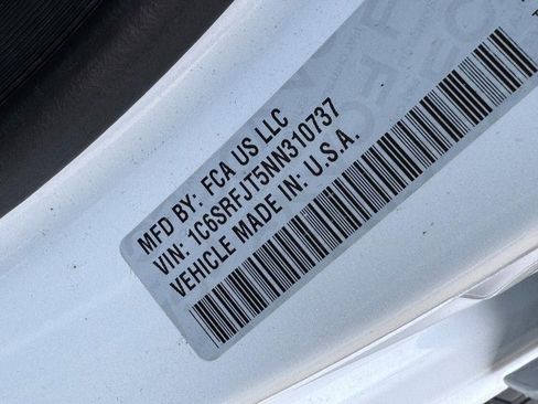 Used 2022 RAM 1500 Laramie AWD/4WD image 31