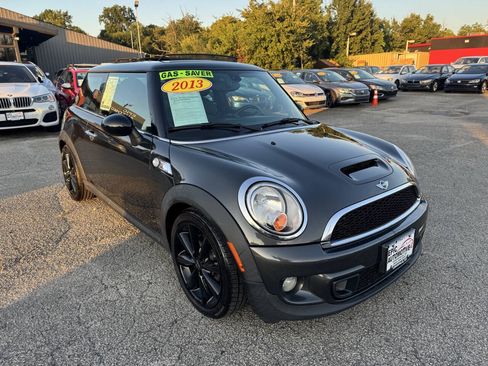 Used 2013 MINI Cooper S FWD image 3