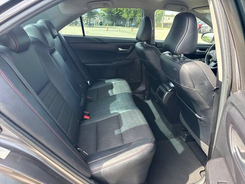 Used 2017 Toyota Camry SE FWD image 26