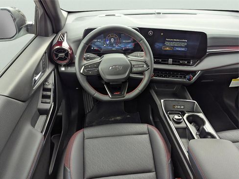 New 2026 Chevrolet Equinox RS w/ LPO, Floor Liner Package image 21