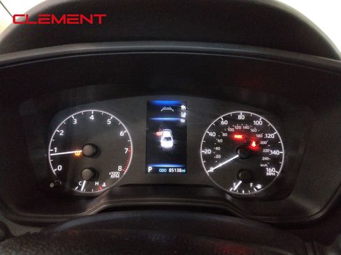 Used 2024 Toyota Corolla LE image 17