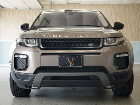 Used 2018 Land Rover Range Rover Evoque SE Premium AWD/4WD image 3