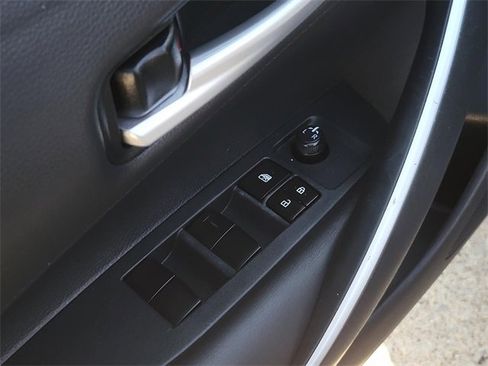 Used 2020 Toyota Corolla SE image 14