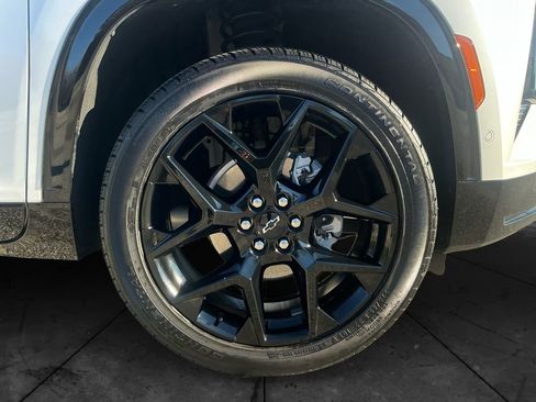 Used 2025 Chevrolet Traverse RS w/ LPO, Floor Liner Package image 14